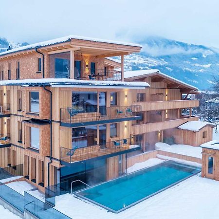 Appartement Zillertal Klee Mit Restaurant Kleementine Рид им Цилертал Екстериор снимка