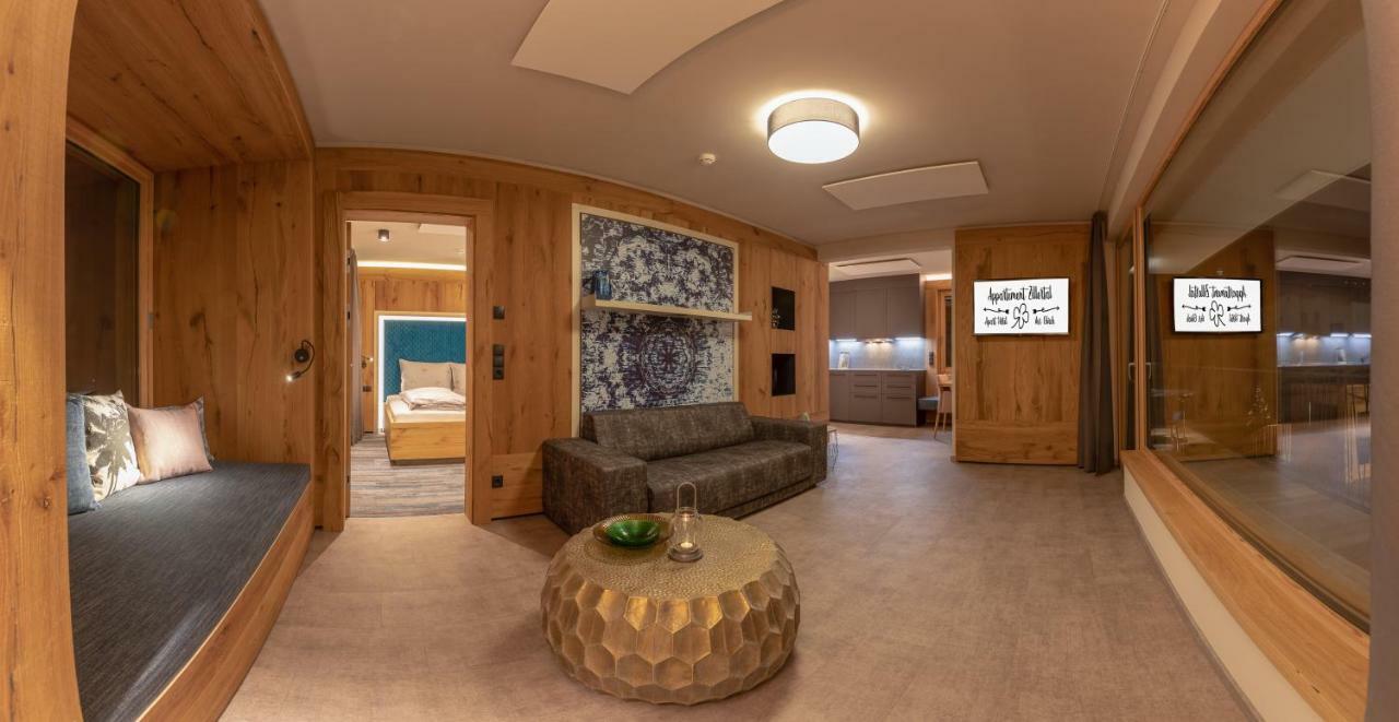 Appartement Zillertal Klee Mit Restaurant Kleementine Рид им Цилертал Екстериор снимка
